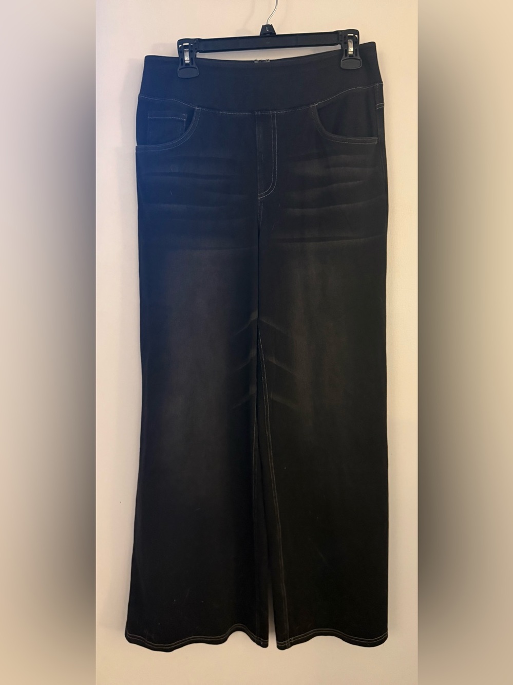 HALARA Black Wide Leg Jeans - Flare Fit